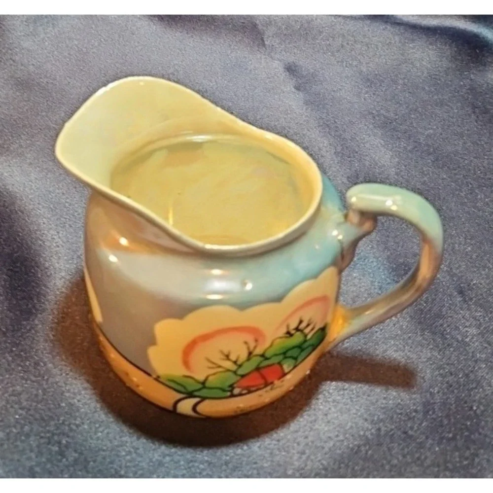 Antique made between 1921-1941 Lusterware‎ Creamer made in Japan